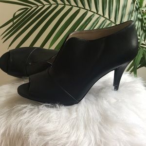 Great booties for the office or out!